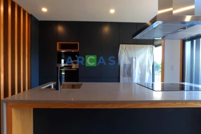 Apartamento T4 para Venda em Aguas Santas
