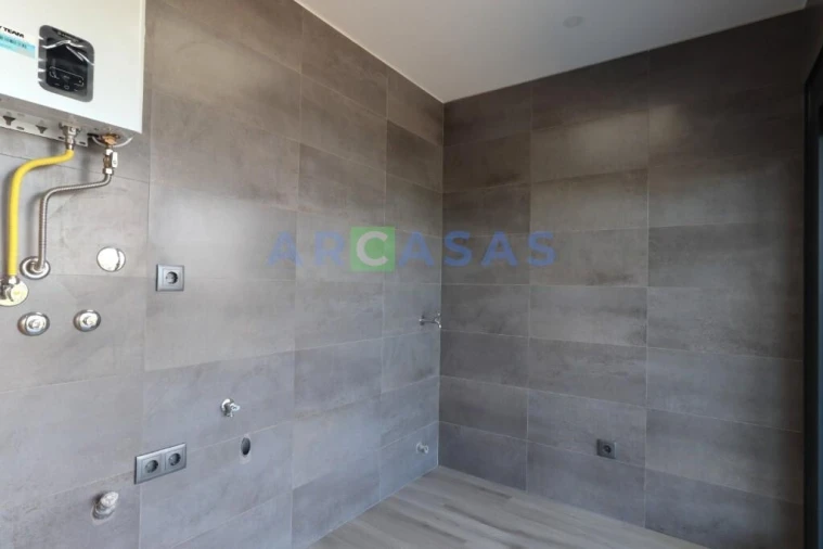 Apartamento T4 para Venda em Aguas Santas Foto 38