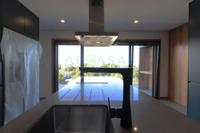 Apartamento T4 para Venda em Aguas Santas Foto 4