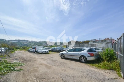 Terreno para Venda em Póvoa de Santo Adrião e Olival Basto