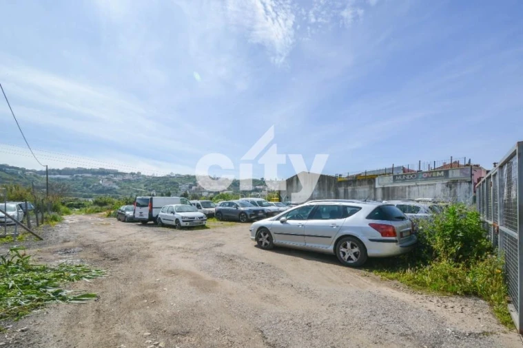 Terreno para Venda em Póvoa de Santo Adrião e Olival Basto Foto 3