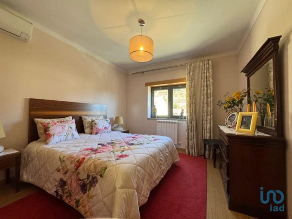 Moradia T4 para Venda em Troviscal Foto 8