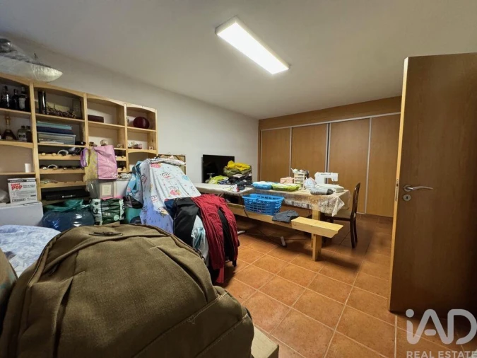 Moradia T4 para Venda em Troviscal Foto 19