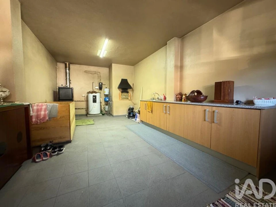 Moradia T4 para Venda em Troviscal Foto 20