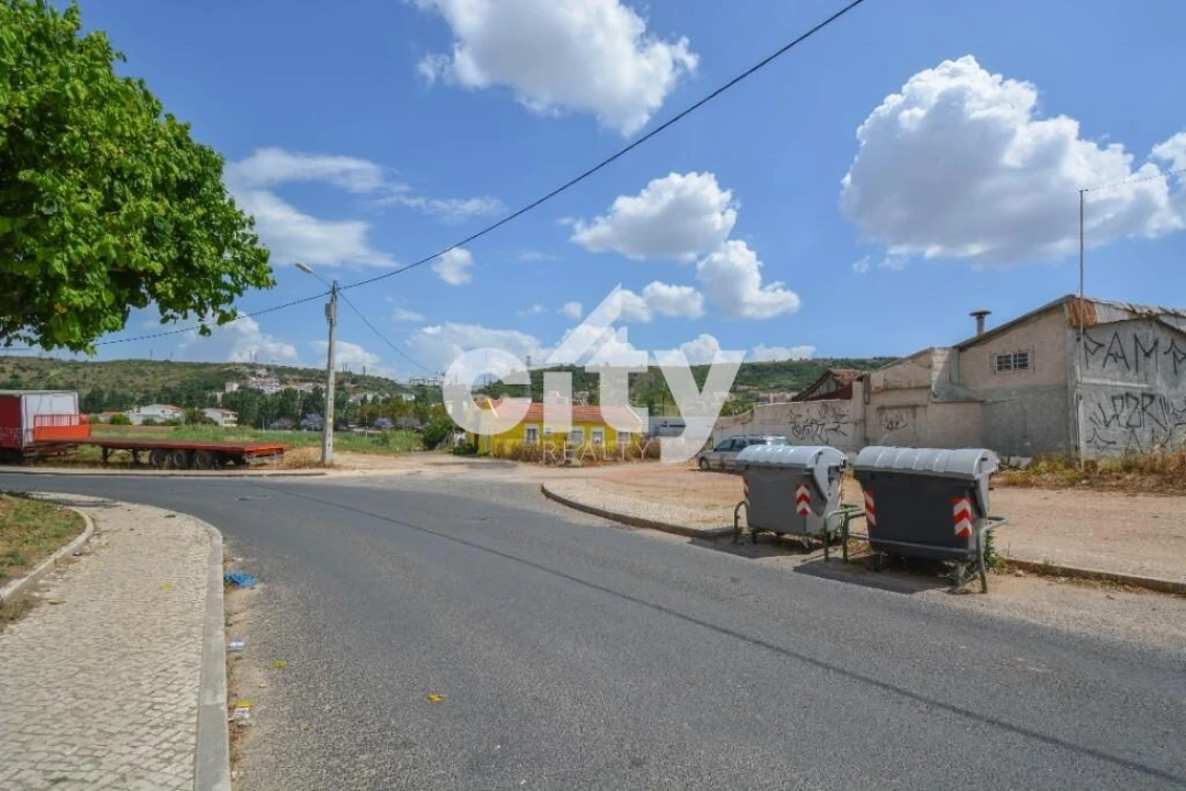 Terreno para Venda em Odivelas Foto 12