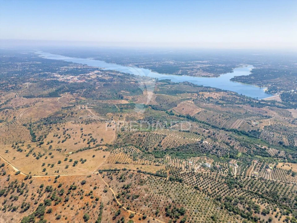 Quinta T4 para Venda em Montargil Foto 14