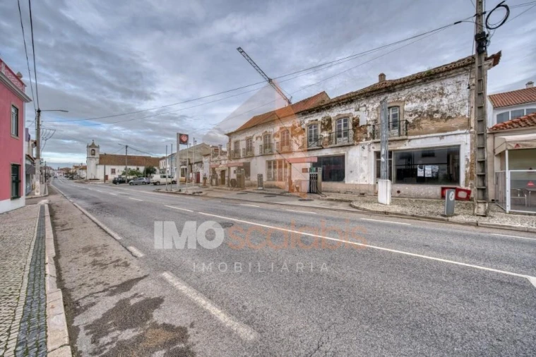 Moradia T5 para Venda em Chamusca e Pinheiro Grande Foto 2