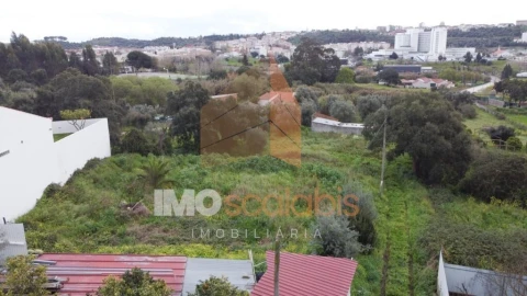 Terreno para Venda em Romeira e Várzea