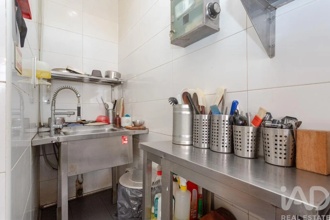 Loja para Arrendamento em Misericórdia Foto 16