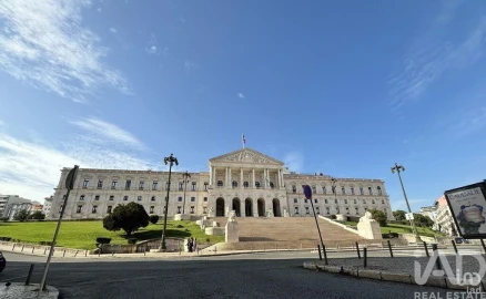 Loja para Arrendamento em Misericórdia