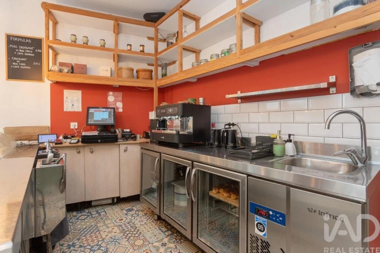 Loja para Arrendamento em Misericórdia Foto 8