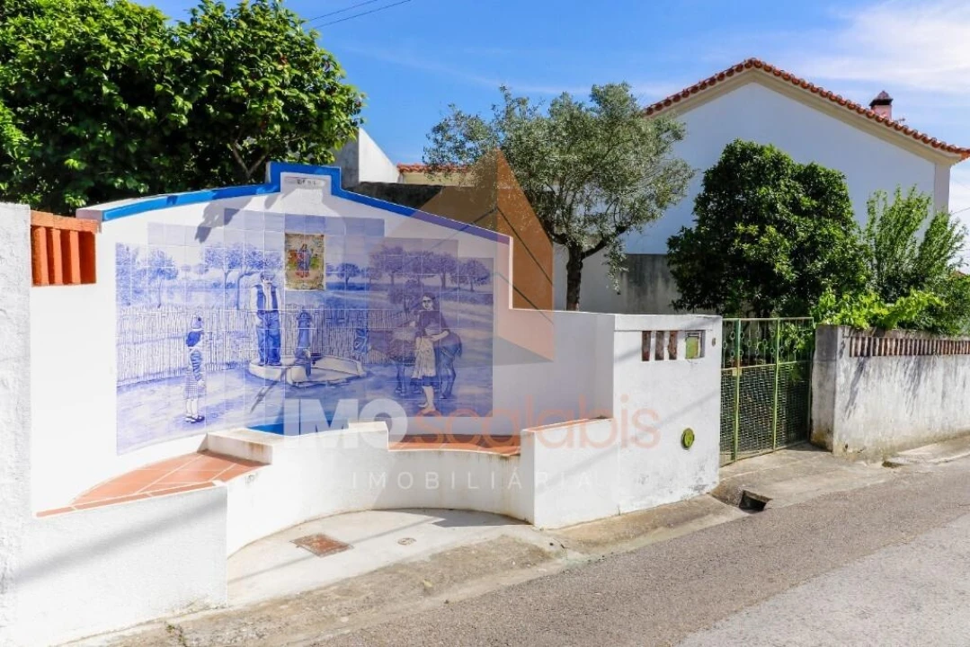 Moradia T3 para Venda em Carregueira Foto 5