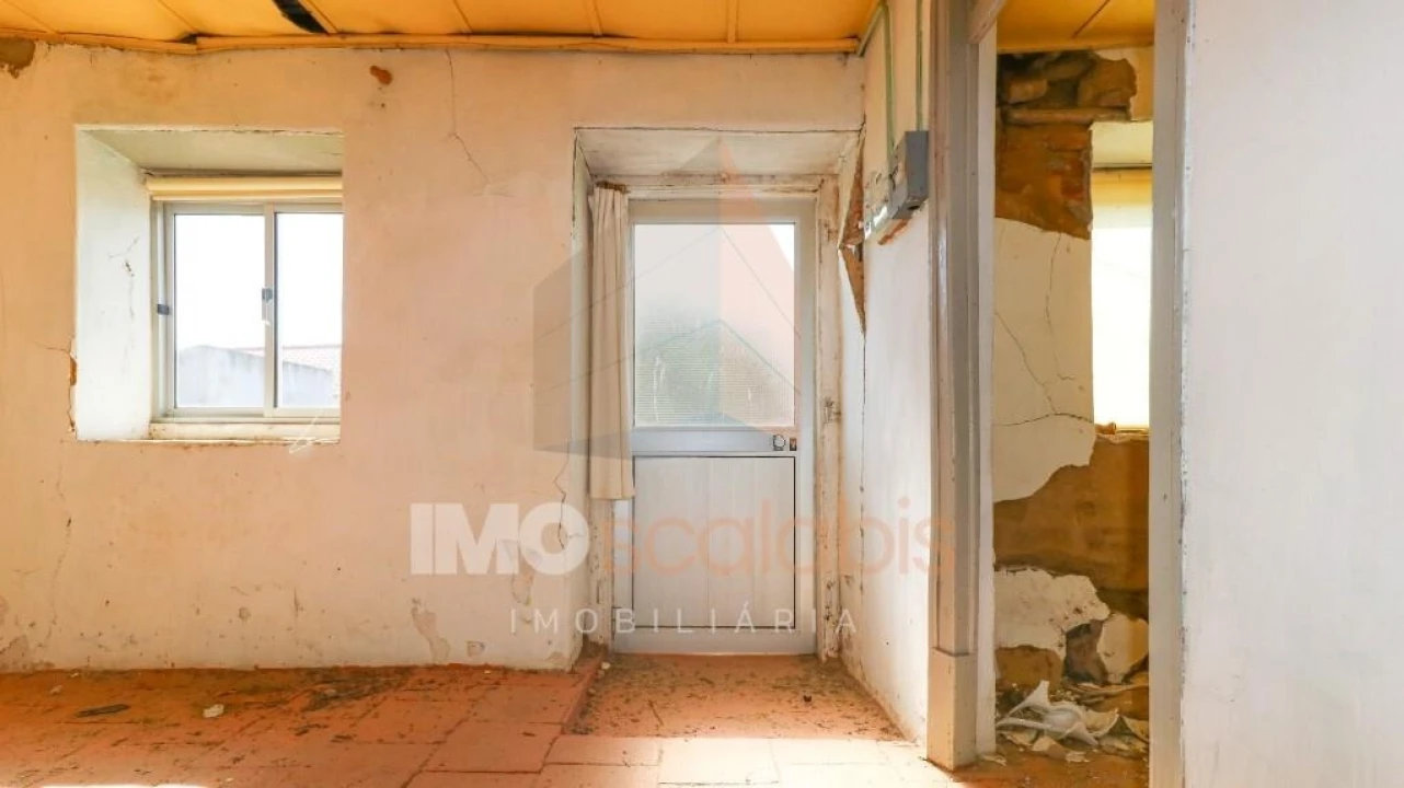 Moradia T3 para Venda em Carregueira Foto 23