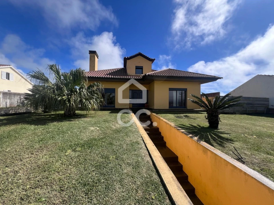 Moradia T3 para Venda em Lagoa (Santa Cruz) Foto 3