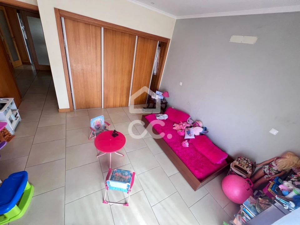 Moradia T3 para Venda em Lagoa (Santa Cruz) Foto 11