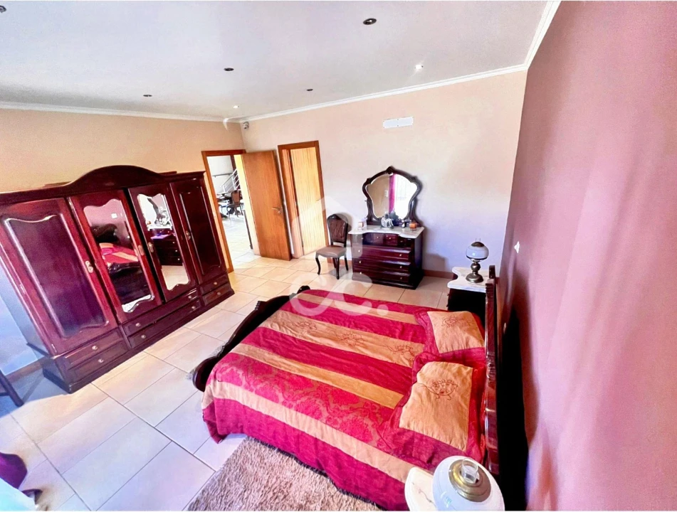 Moradia T3 para Venda em Lagoa (Santa Cruz) Foto 7