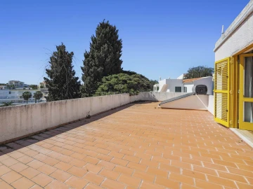 Moradia T4 para Venda em Lagoa e Carvoeiro