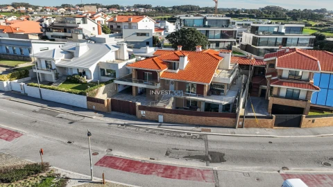 Moradia T6 para Venda em Matosinhos e Leça da Palmeira