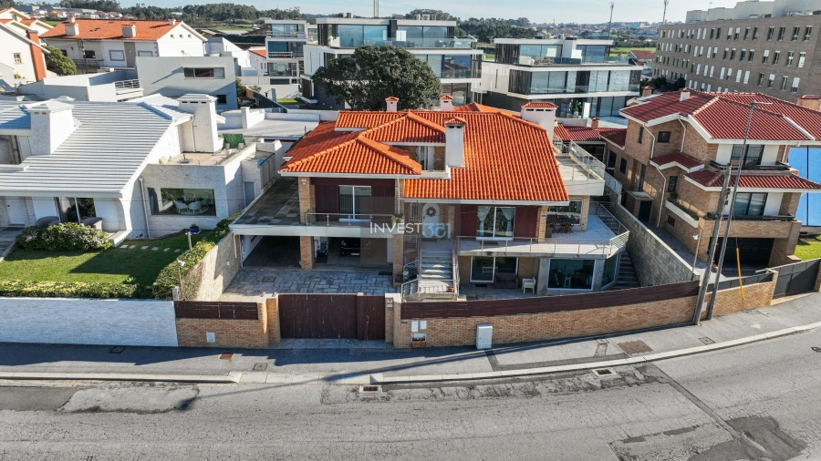 Moradia T6 para Venda em Matosinhos e Leça da Palmeira Foto 6