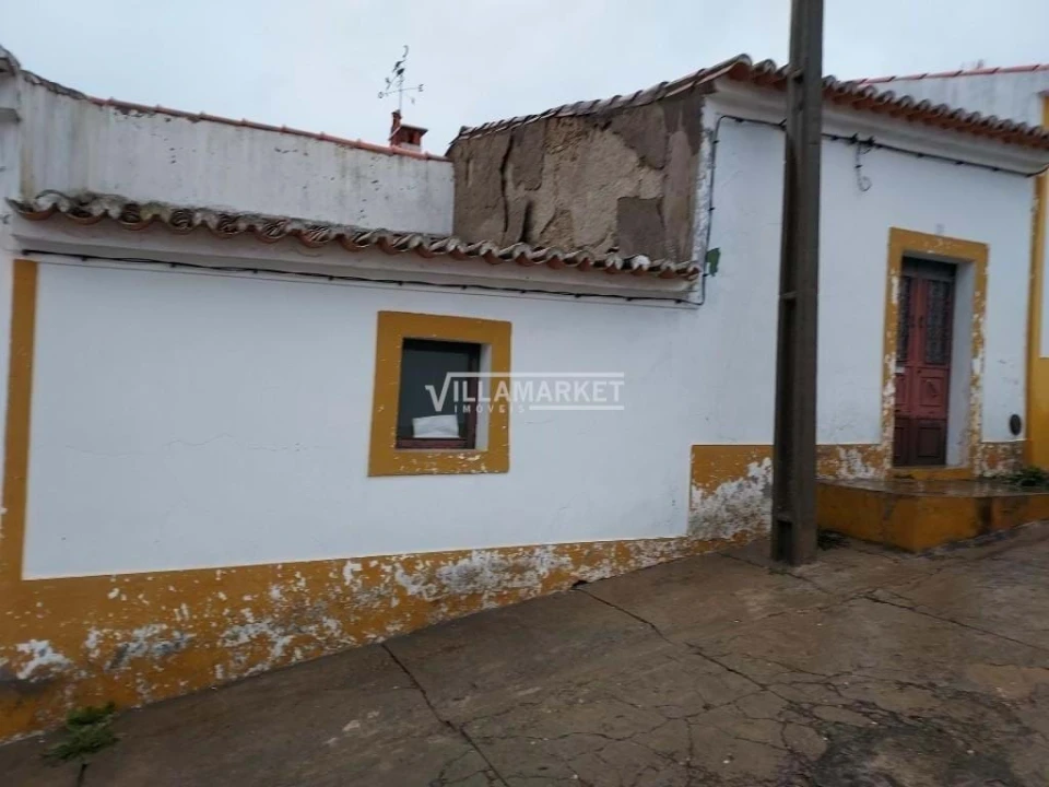 Moradia T2 para Venda em Santo Agostinho e São João Baptista e Santo Amador Foto 1