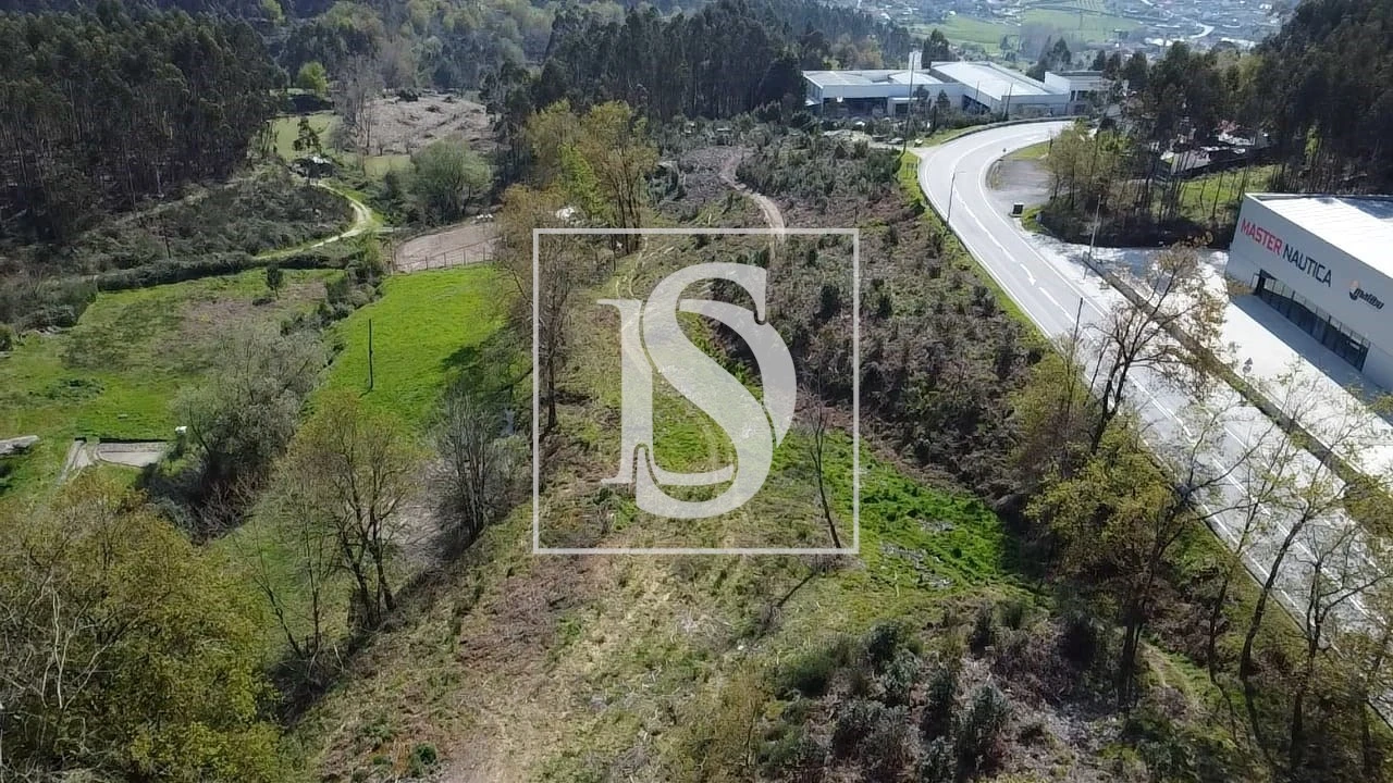 Terreno para Venda em Calvos e Frades Foto 31