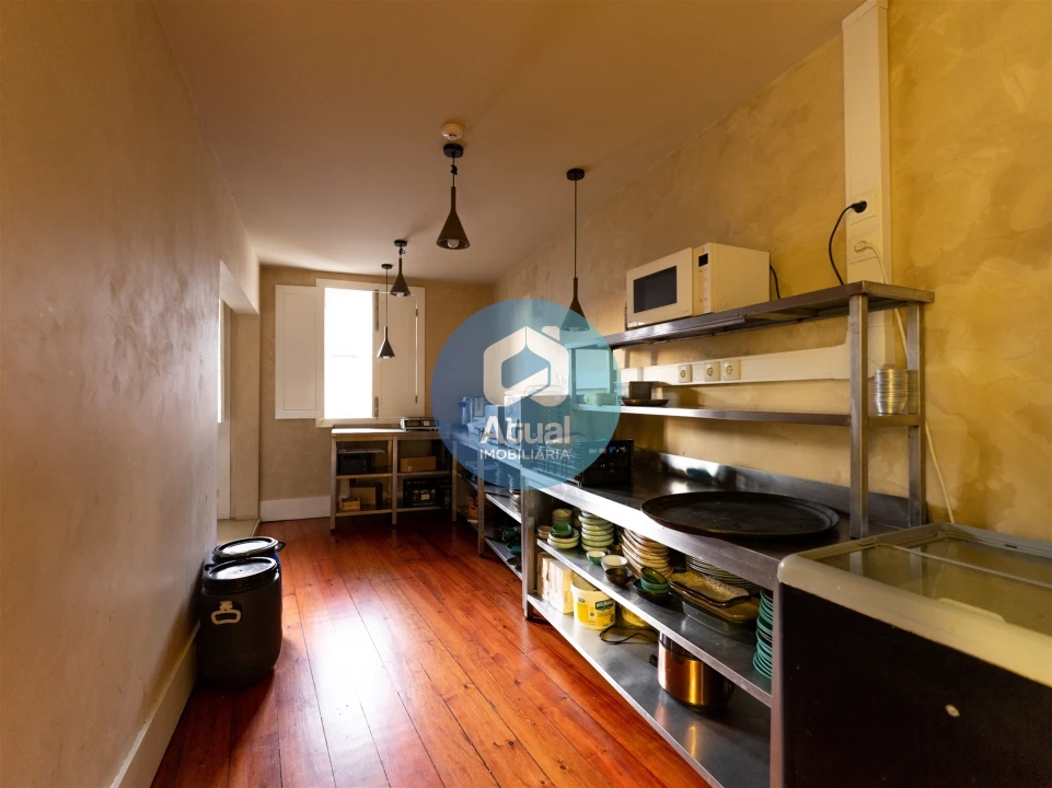 Negócio para Arrendamento em Oliveira, São Paio e São Sebastião Foto 25