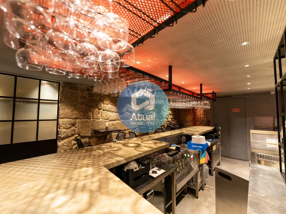 Negócio para Arrendamento em Oliveira, São Paio e São Sebastião Foto 11