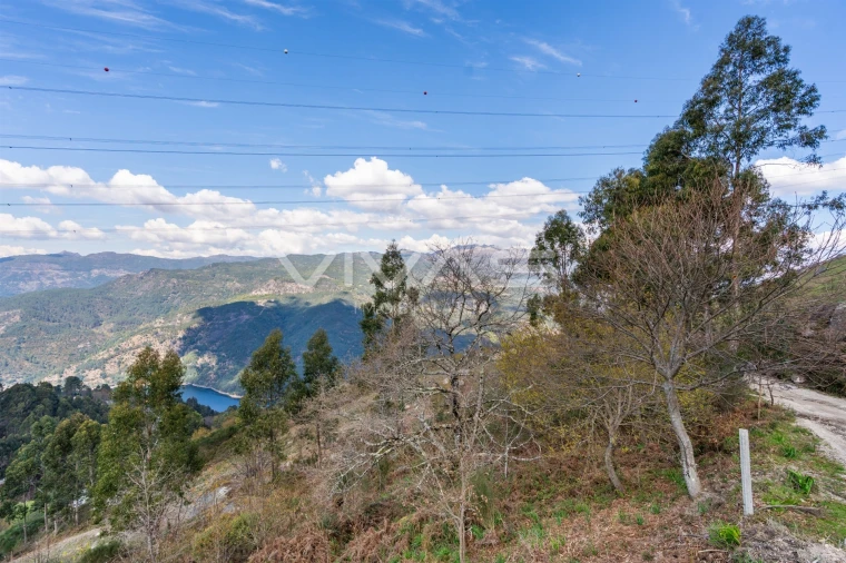 Terreno Agricola ou Rústico para Venda em Louredo Foto 3