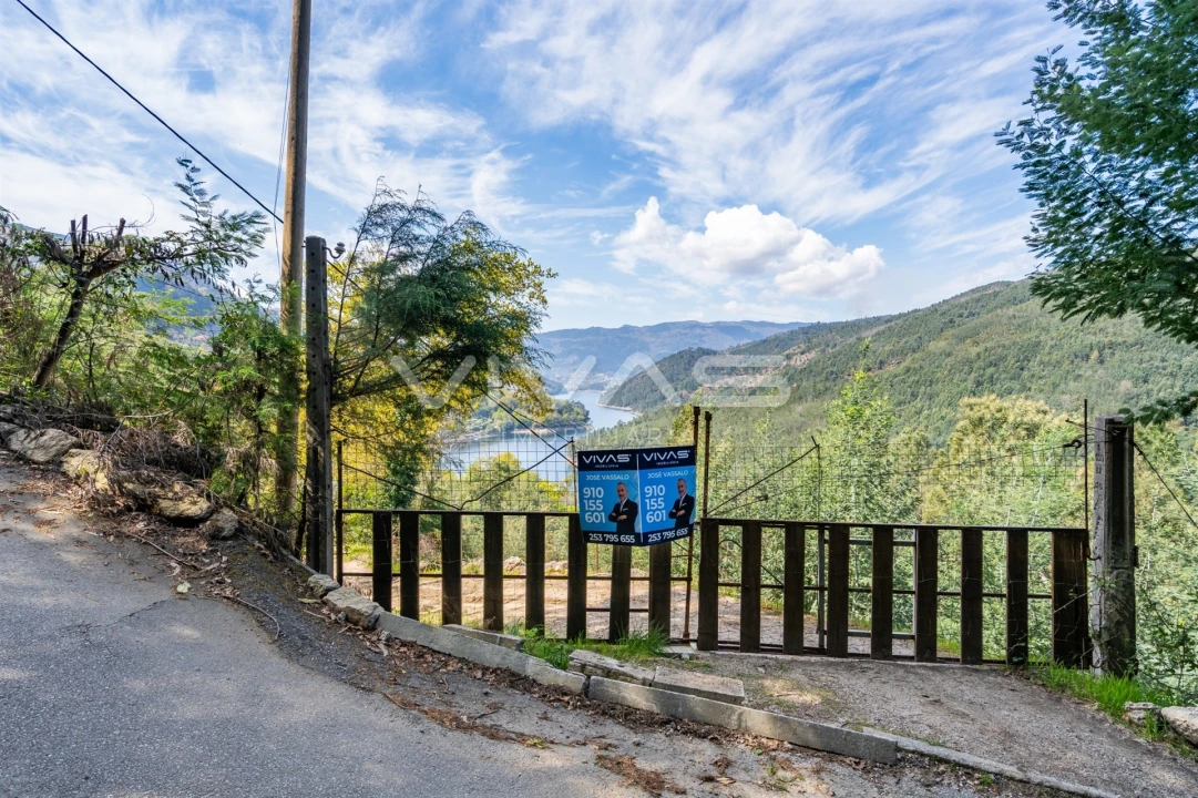 Terreno Agricola ou Rústico para Venda em Louredo Foto 12