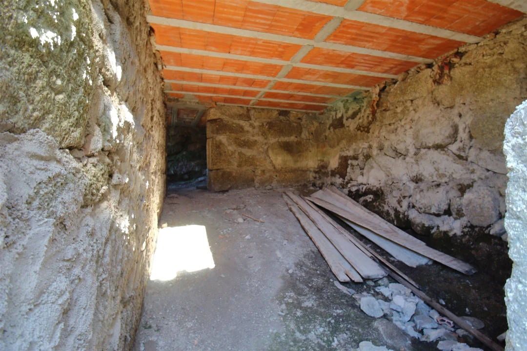 Moradia T3 para Venda em Cete Foto 10