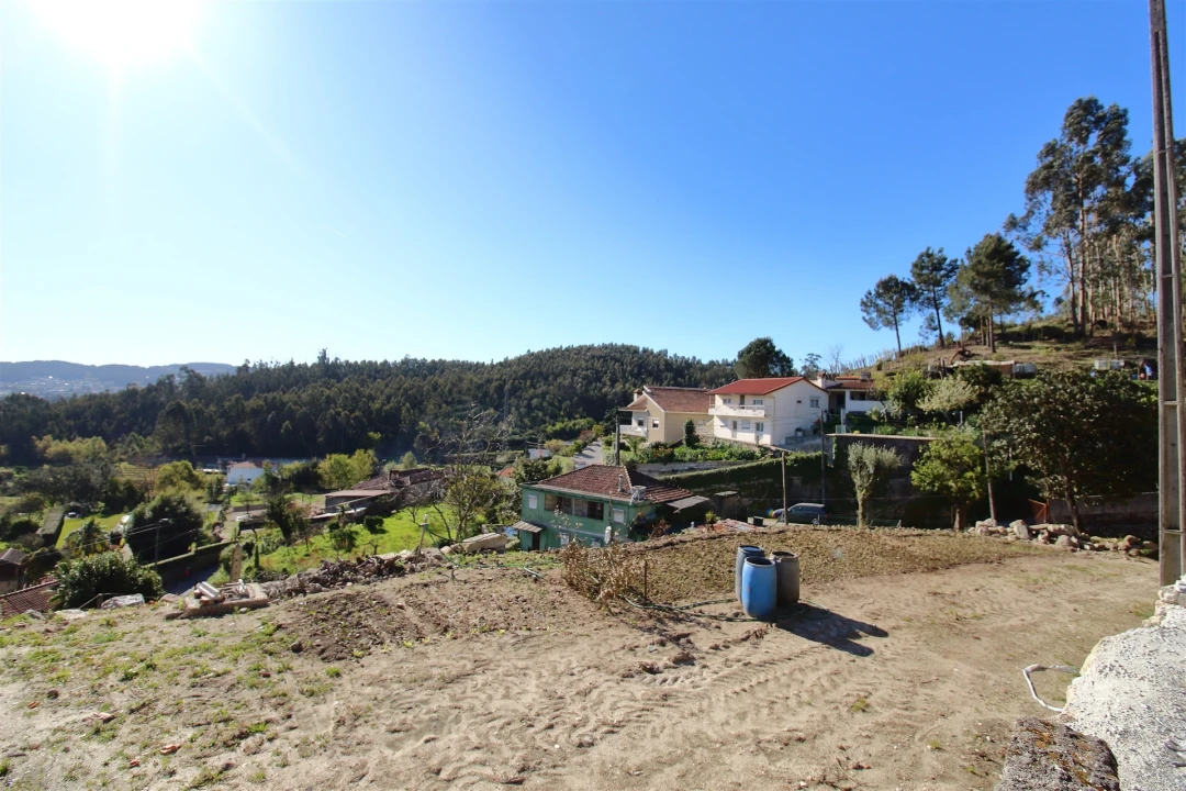 Moradia T3 para Venda em Cete Foto 5