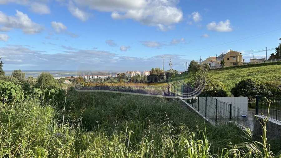 Terreno para Venda em Alverca do Ribatejo e Sobralinho Foto 2