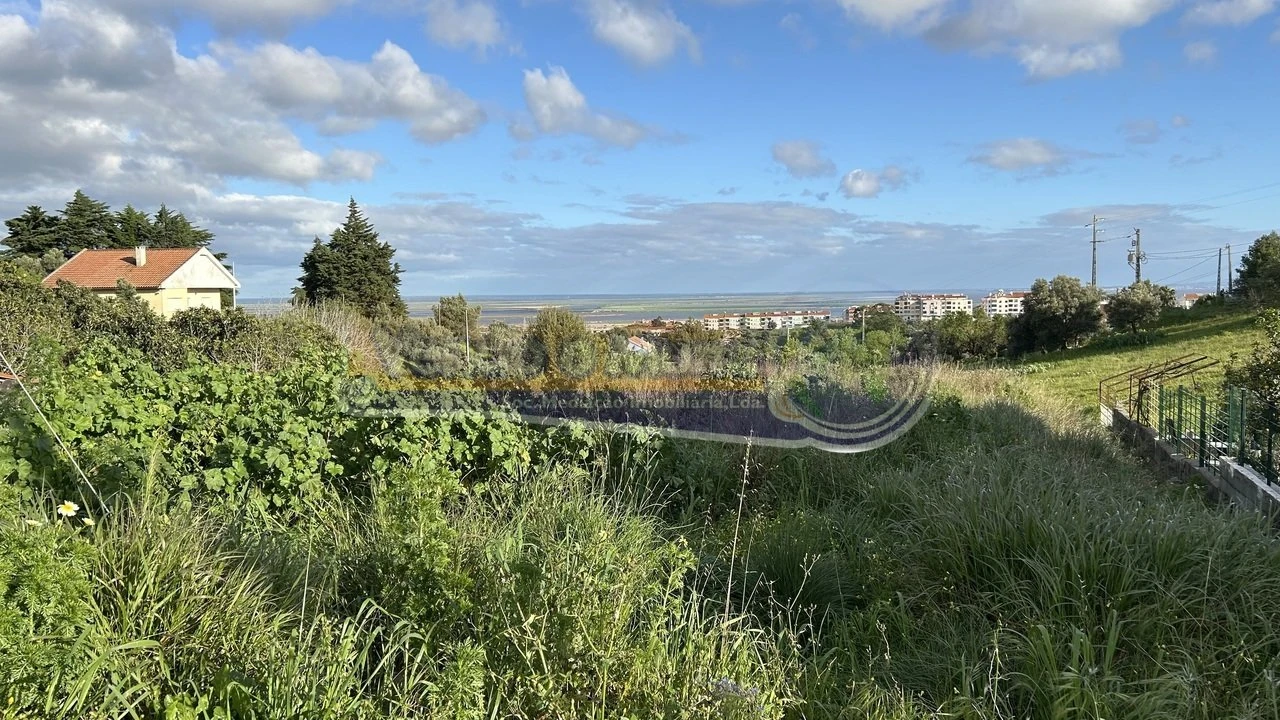 Terreno para Venda em Alverca do Ribatejo e Sobralinho Foto 4