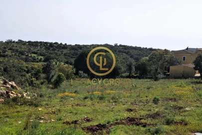 Terreno para Venda em Santa Barbara de Nexe