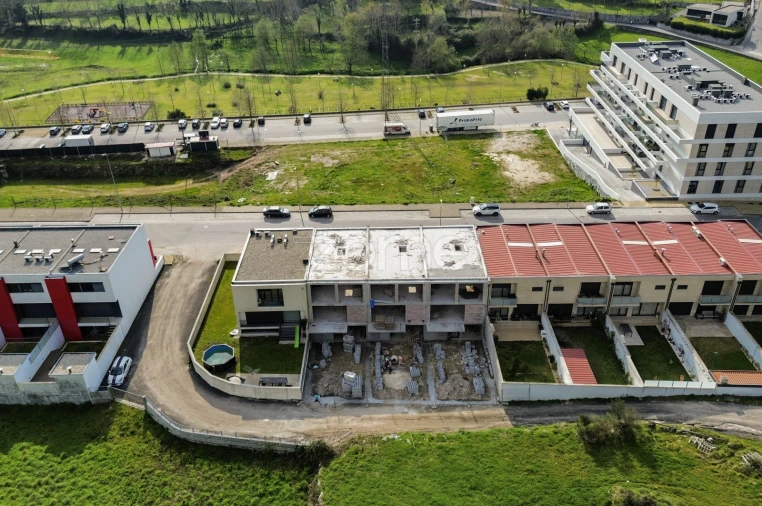 Moradia T3 para Venda em Povoa de Lanhoso (N. Senhora do Amparo) Foto 29