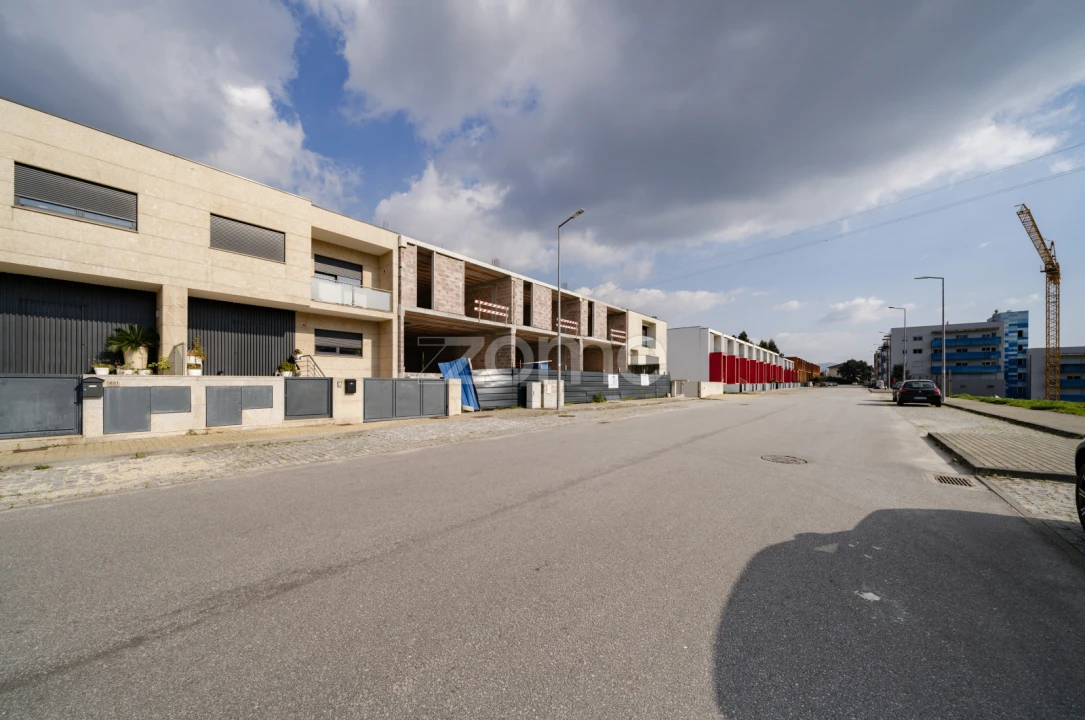 Moradia T3 para Venda em Povoa de Lanhoso (N. Senhora do Amparo) Foto 18