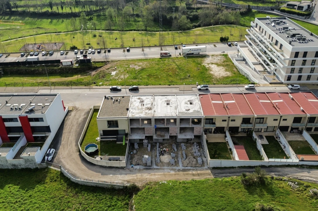 Moradia T3 para Venda em Povoa de Lanhoso (N. Senhora do Amparo) Foto 29