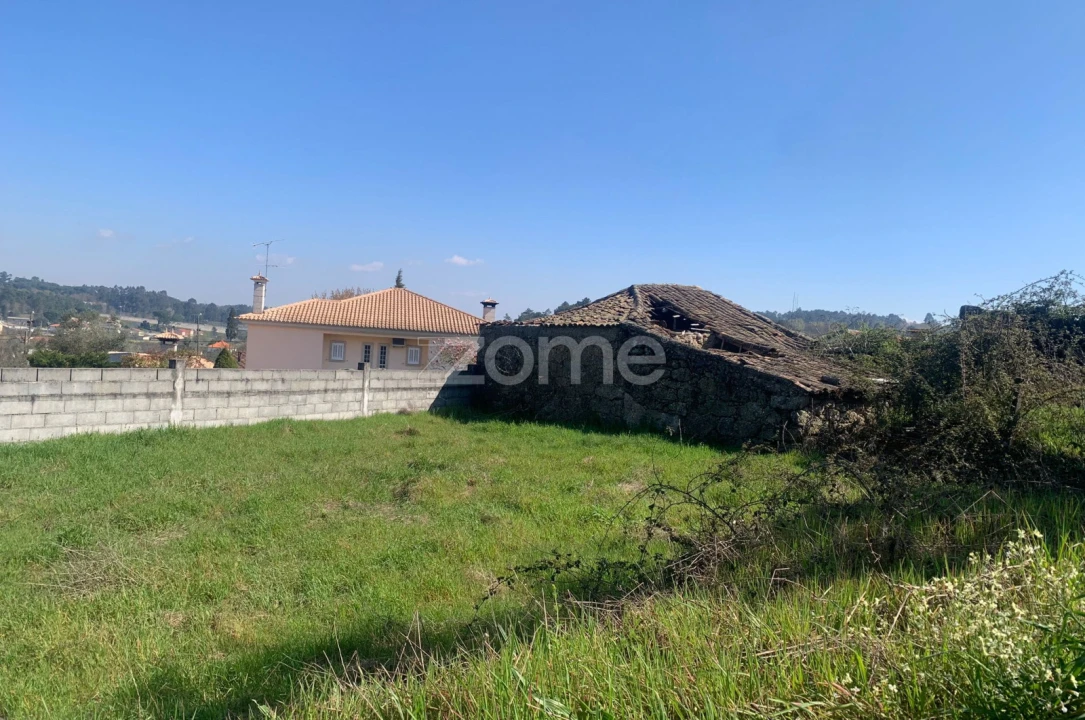 Moradia T3 para Venda em São João de Lourosa Foto 9