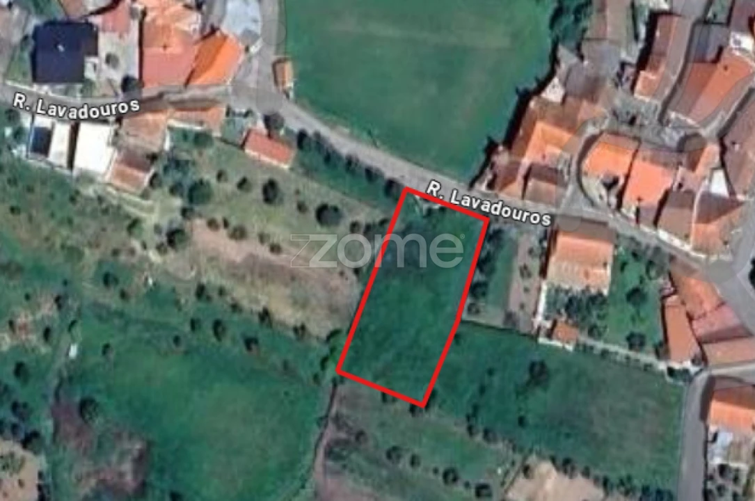 Moradia T4 para Venda em São João de Lourosa Foto 6