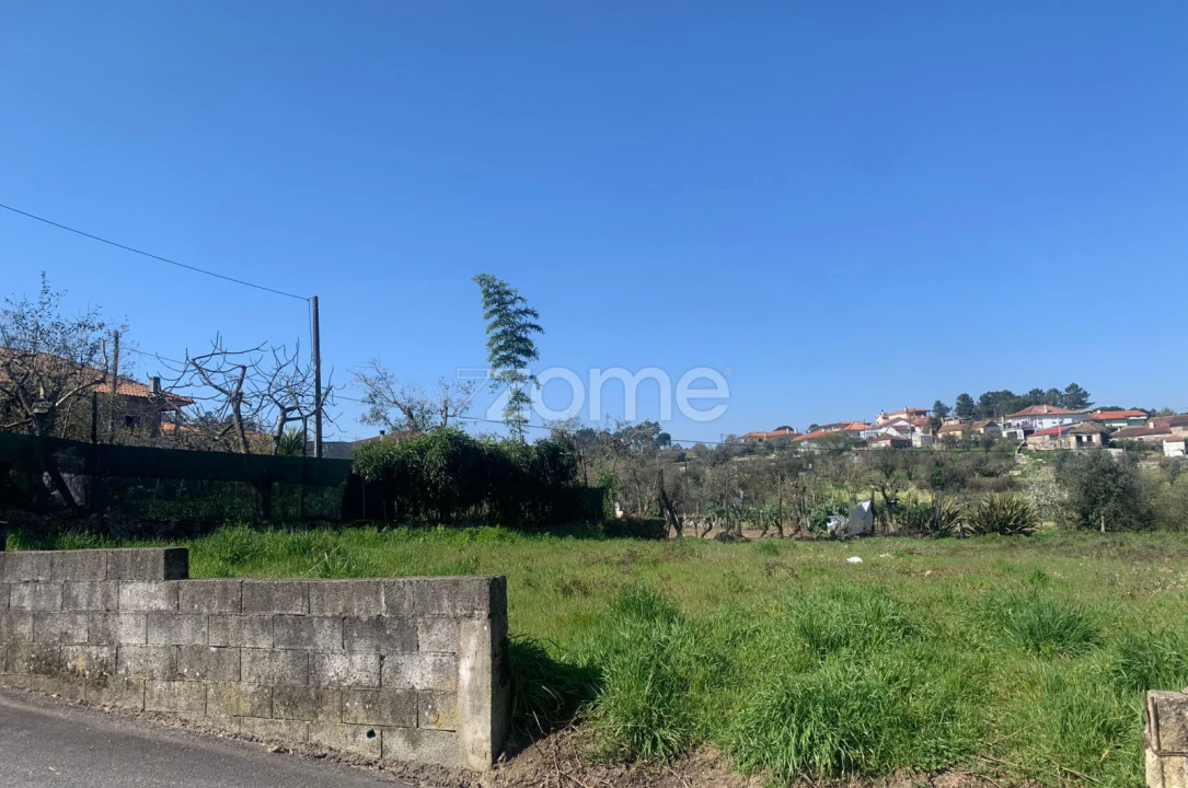 Moradia T4 para Venda em São João de Lourosa Foto 8