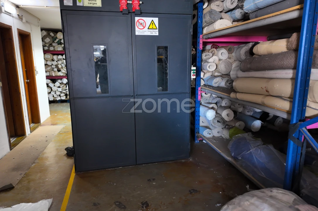 Terreno Comércio / Armazém para Venda em Assafarge e Antanhol Foto 10