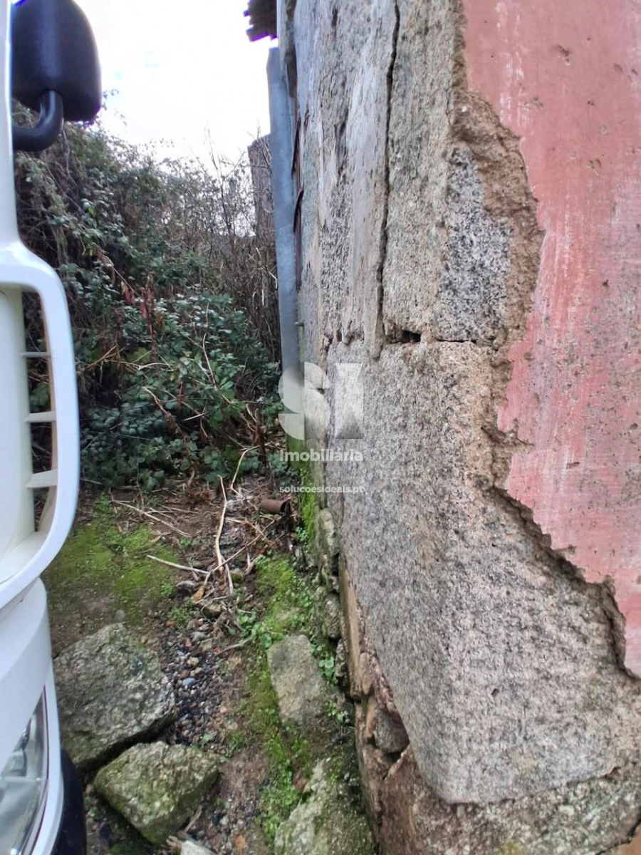 Moradia T2 para Venda em Cerdeira Foto 11