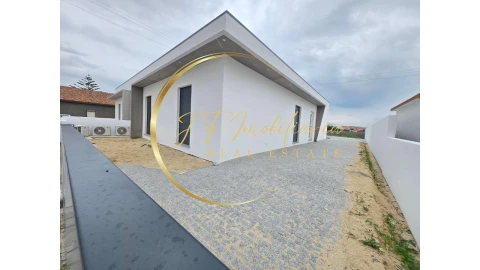 Moradia T3 para Venda em Gafanha da Encarnação
