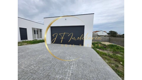 Moradia T3 para Venda em Gafanha da Encarnação