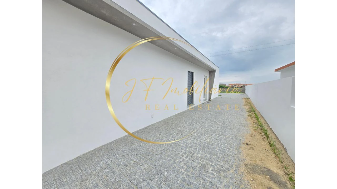 Moradia T3 para Venda em Gafanha da Encarnação Foto 4