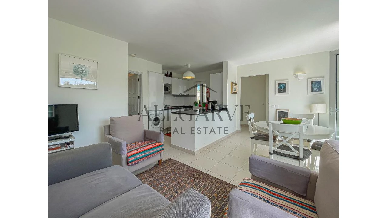 Apartamento T2 para Venda em Quarteira Foto 1