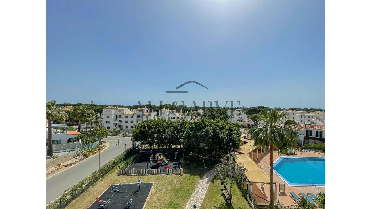 Apartamento T2 para Venda em Quarteira Foto 12