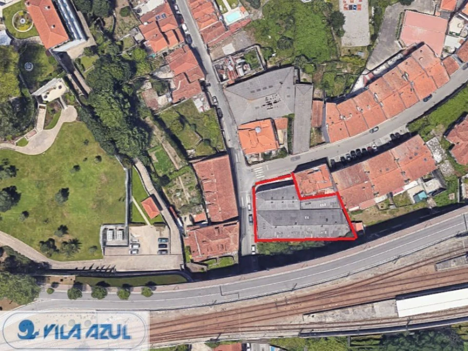 Terreno P/ Prédio para Venda em Santa Marinha e São Pedro da Afurada Foto 1