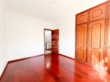 Moradia T2 para Venda em Arcozelo