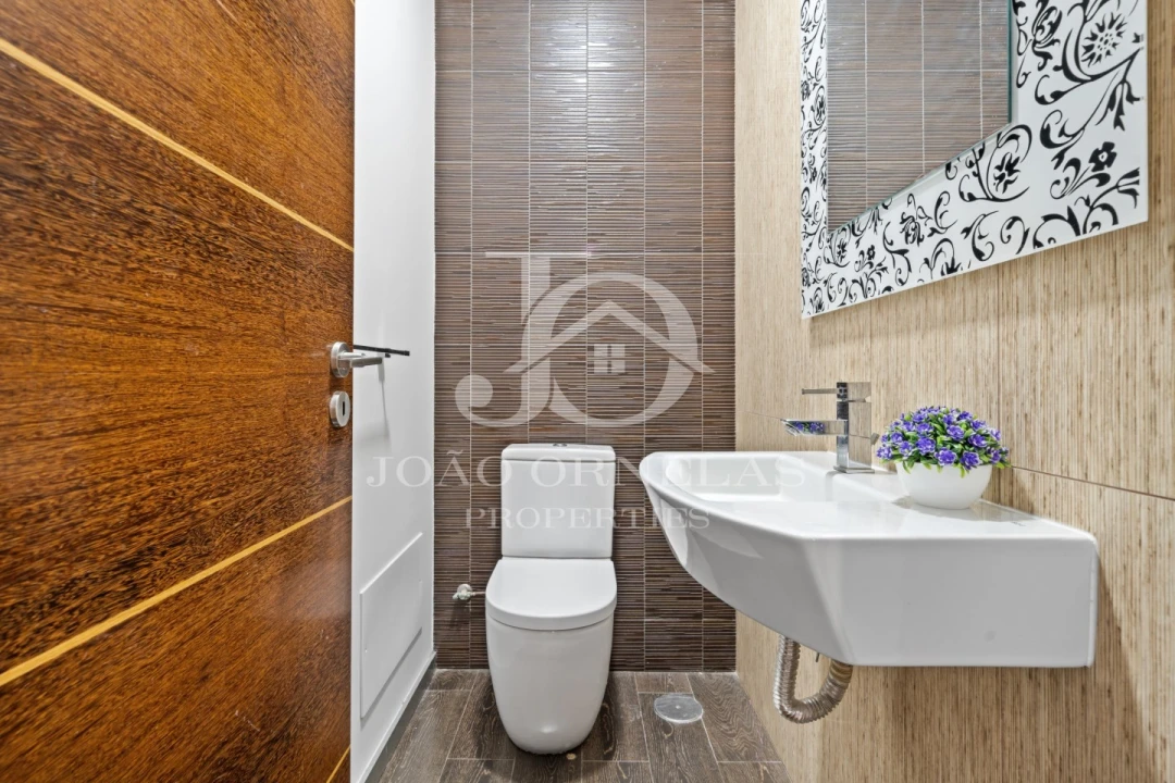 Moradia T3 para Venda em São Martinho Foto 20